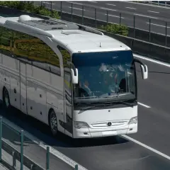 Ile pali bus do 3,5 tony? Zaskakujące dane o zużyciu paliwa