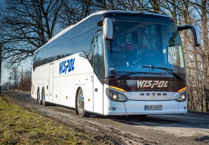 Ile kosztuje bus z Kołobrzegu do Dźwirzyna? Sprawdź ceny i oszczędzaj