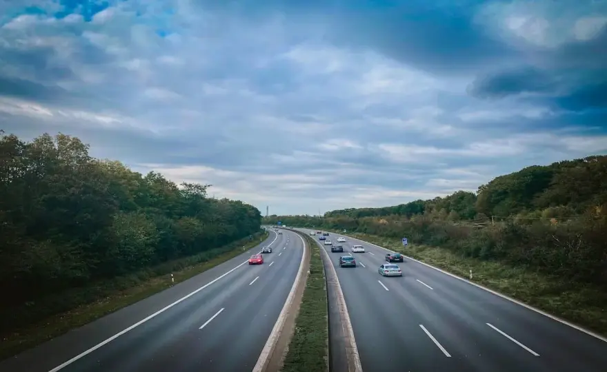 Czy autostrady w Niemczech są płatne? Odkryj, co musisz wiedzieć