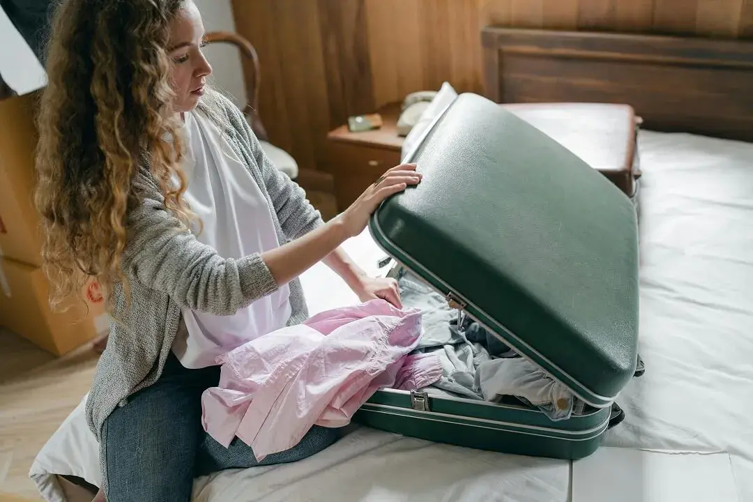 Jaka walizka do autokaru? Wybierz idealną torbę na podróż bez zbędnych kłopotów